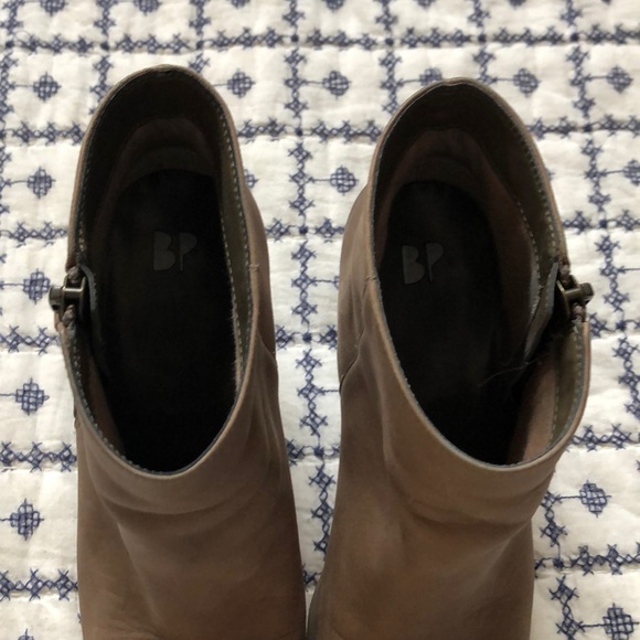 BP. Leather heeled booties - Picture 6 of 7